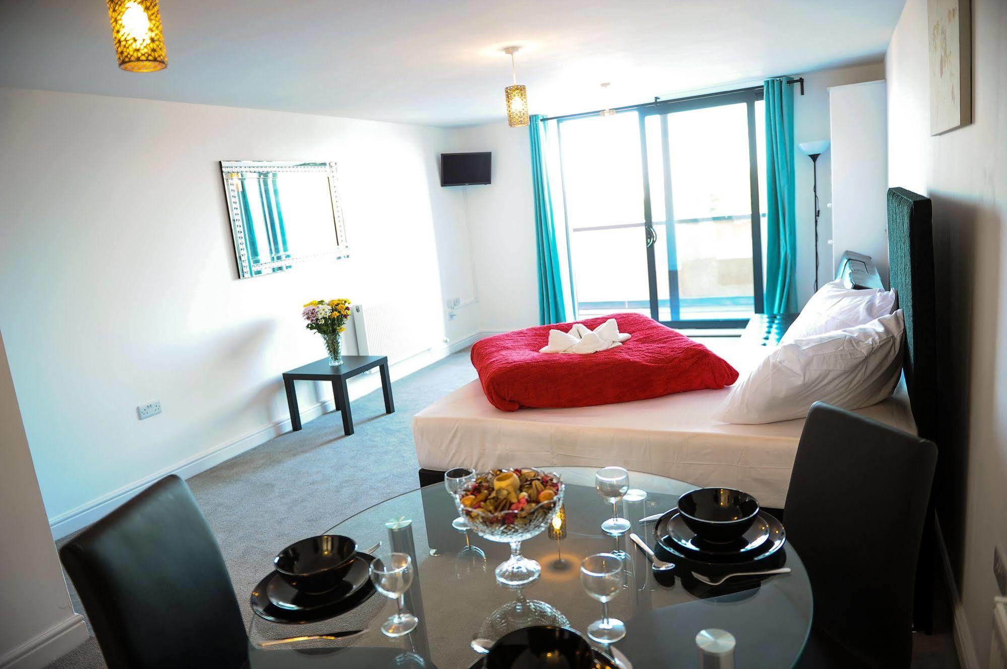 Canary Heights London Bagian luar foto